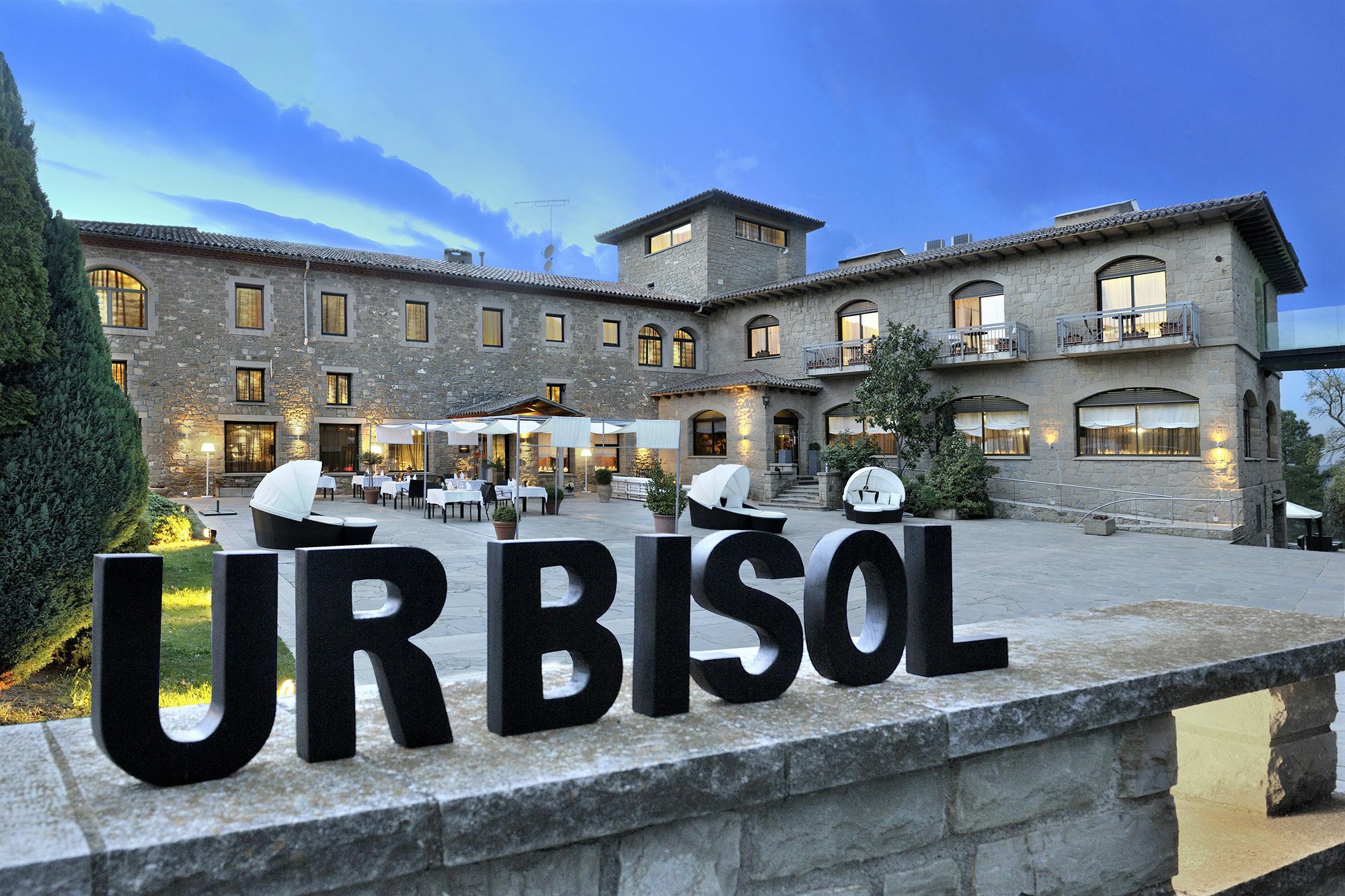 Boutique Hotel Urbisol Calders Exterior photo